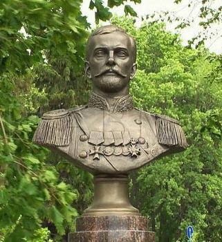 В 2012 г. на территории Санкт-Петербургского парусного клубабыл установлен памятник великому  князю Александр Михайлович, который способствовал  развитию отечественного мореплавания и парусного спорта.